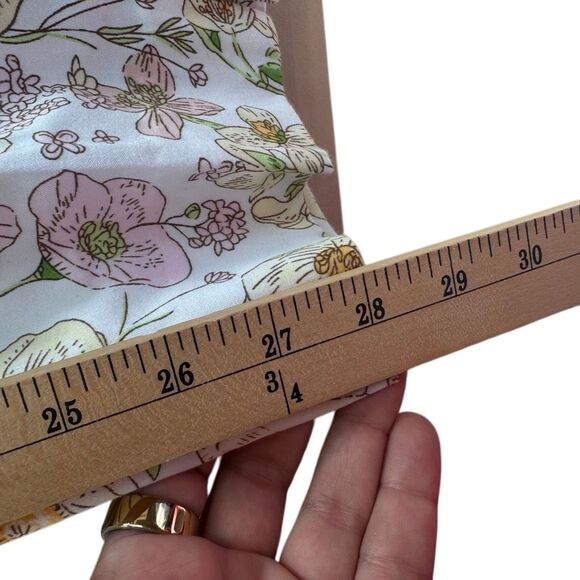 Brooks Brothers Floral Natalie Fit Chino Pants Women Size 8 Tapered Cotton Blend - Picture 8 of 9